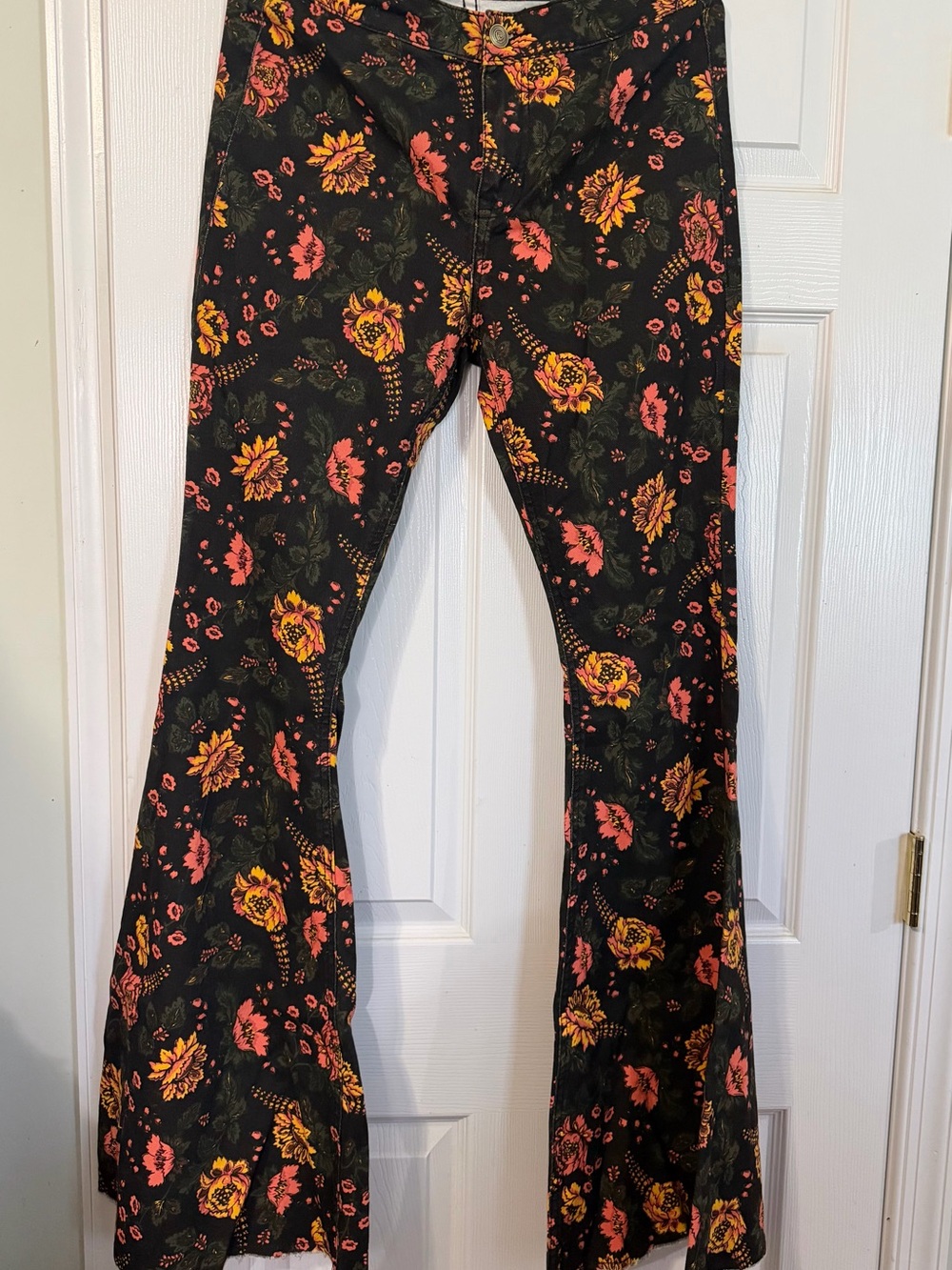 Rock & Roll Cowgirl Black Floral Flare Jeans with Pink and Yellow Flowers